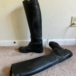 Women's Devonaire riding boots, size 9